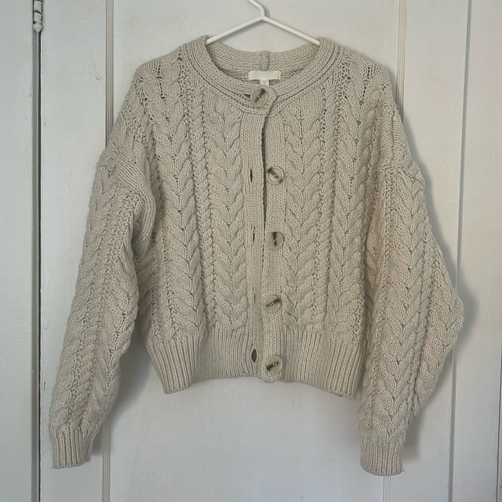 Knitted jacket from H&M. Size M